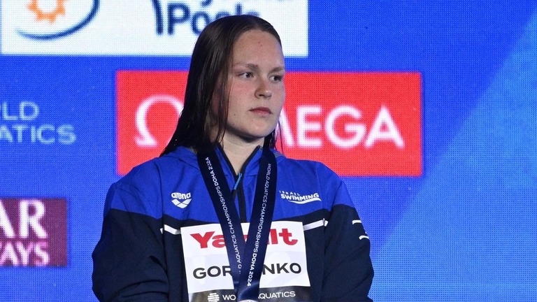 水泳の世界選手権で１８日に銀メダルを獲得したアナスタシア・ゴルベンコ選手/Oli Scarff/AFP/Getty Images